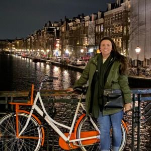 Meet your Posher, Stephanie